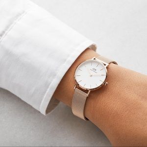 Daniel Wellington petite melrose watch